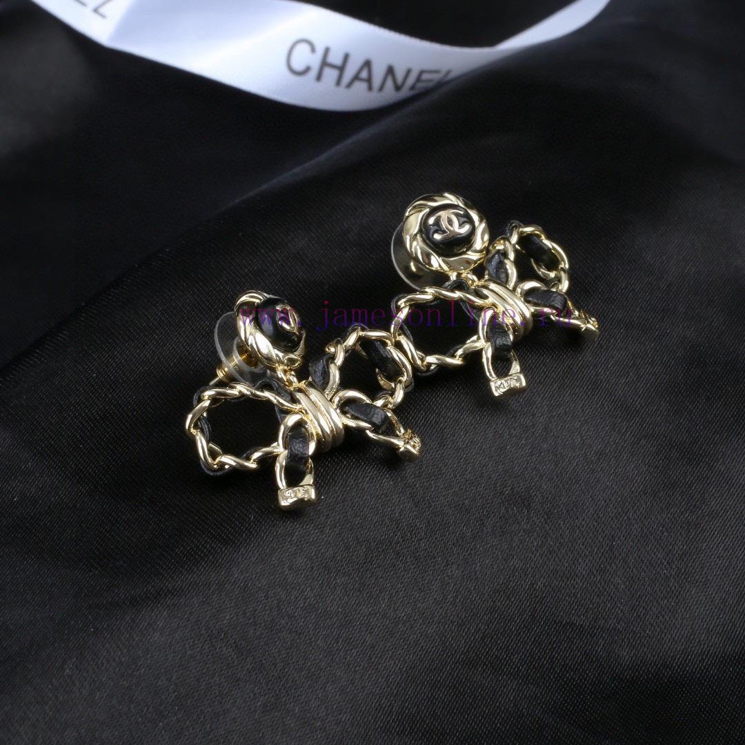 Chanel's New Bow Earrings And Lambskin Earrings Are Exquisitely Crafted In Every Detail. This D qibw7r1q - Image 8