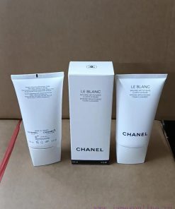 Beauty MakeUp/Chanel Light Collection Facial Cleanser 150mlUpdate Time: May 5 2025 By TIYI dz5a4njm