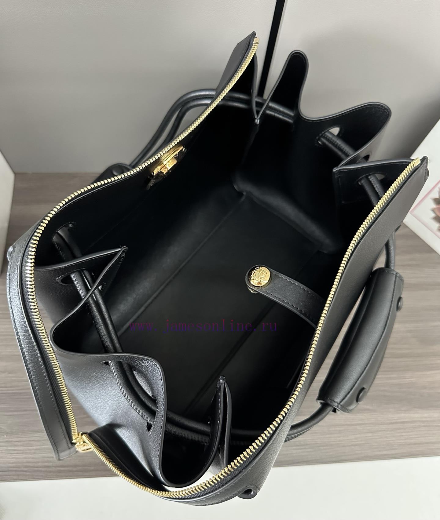 Loewe Bags Loewe New Medium Soft Cow Leather Madrid HandbagMadrid Has A Soft And Structured Trapezoidal Sh a8u2c6qx - Image 9
