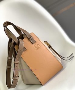 Loewe Bags [Celebration] [Celebration] [Celebration] Hammock Small Hammock Plain Weave Made Of Soft Plain aujvdz8d