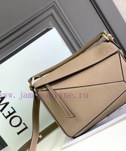 Loewe Bags Loe * We Yang Mi Zhongxing's Same Style Puzzle Small Size 24cm Is Synchronously Made Of Importe x20ulj4a