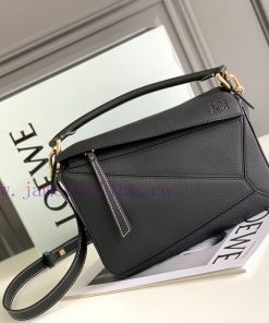 Loewe Bags Loe * We Yang Mi Zhongxing's Same Style Puzzle Small Size 24cm Is Synchronously Made Of Importe h54w5m90