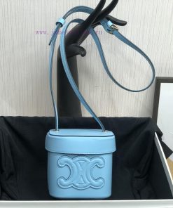 Loewe Bags CELINE New Products For Spring/Summer 2022 | BOXTRIOMPHE Series Handbags Innovative Colors Dive u0rsrm5x