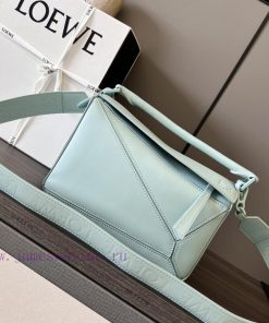Loewe Bags 𝑳𝒐𝒆𝒘𝒆 Satin Cowhide Puzzle Handbag New StyleThe Rectangular Shape And Precise Cutting Technolog 683uu206