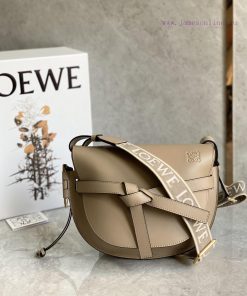 Loewe Bags ꫛꫀꪝ Upgraded Letter Wide Shoulder Strap Saddle Bag GateDual Handbag Is An Absolute Success In S aauu97fm