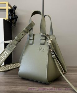 Loewe Bags Loewe Satin Cowhide Compact Hammock Handbag New SizeThe New Hammock Bag Is A Multifunctional Ha 83bzkofm