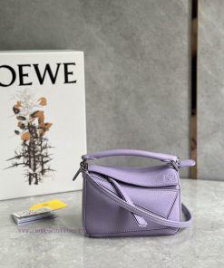 Loewe Bags ꫛꫀꪝꪝꪝꪝꫀꪝꪝꪝꪝꪝꪝꪝꪝꪝꪝ Another Member Of Litchi Peel Family The Color Of Spring The Simple And Atmos 383jxpiu