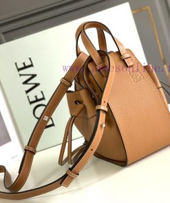Loewe Bags Loe * WeMini Hammock Dw Bag Mini Hammock Lychee Pattern Made Of Lychee Grain Cowhide "one Shoul 8k2930k8