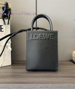 Loewe Bags Louis Vuitton Oil Shine Standard A5 Tote HandbagAdopting A Bottom Envelope Structure This Mini w2hsa2nr