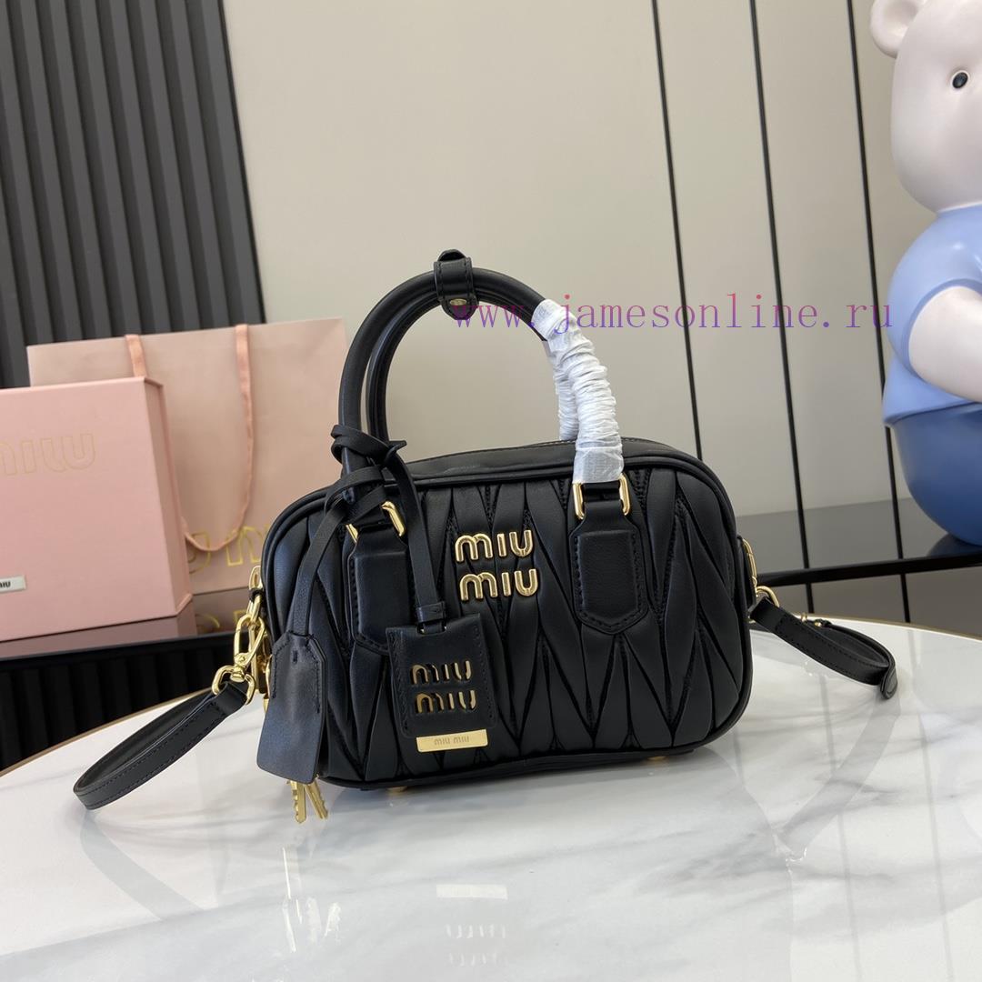 MiuMiu Bags New Arcadia Matelasse Sheep Leather Small (19cm) Bowling Handbag/Crossbody Bag~Gram SheepskinTh m27ww556