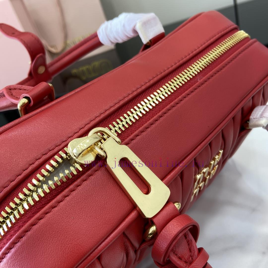 MiuMiu Bags New Arcadia Matelasse Sheep Leather Medium Bowling Handbag/Crossbody Bag - Large Red SheepskinT 5c1k1t7v - Image 7