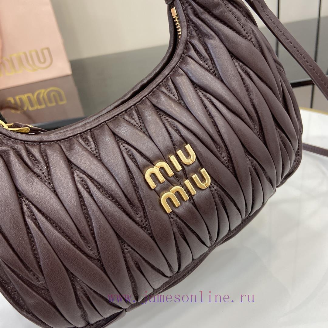 MiuMiu Bags The New MiuWander Handbag Comes With A Complete Set Of Original Packaging. It Features The Icon tqaci626 - Image 6