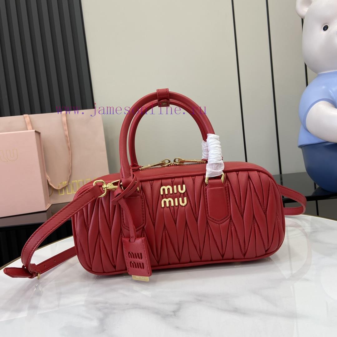 MiuMiu Bags New Arcadia Matelasse Sheep Leather Medium 27cm Bowling Handbag/Crossbody Bag - Red SheepskinTh a60lql52