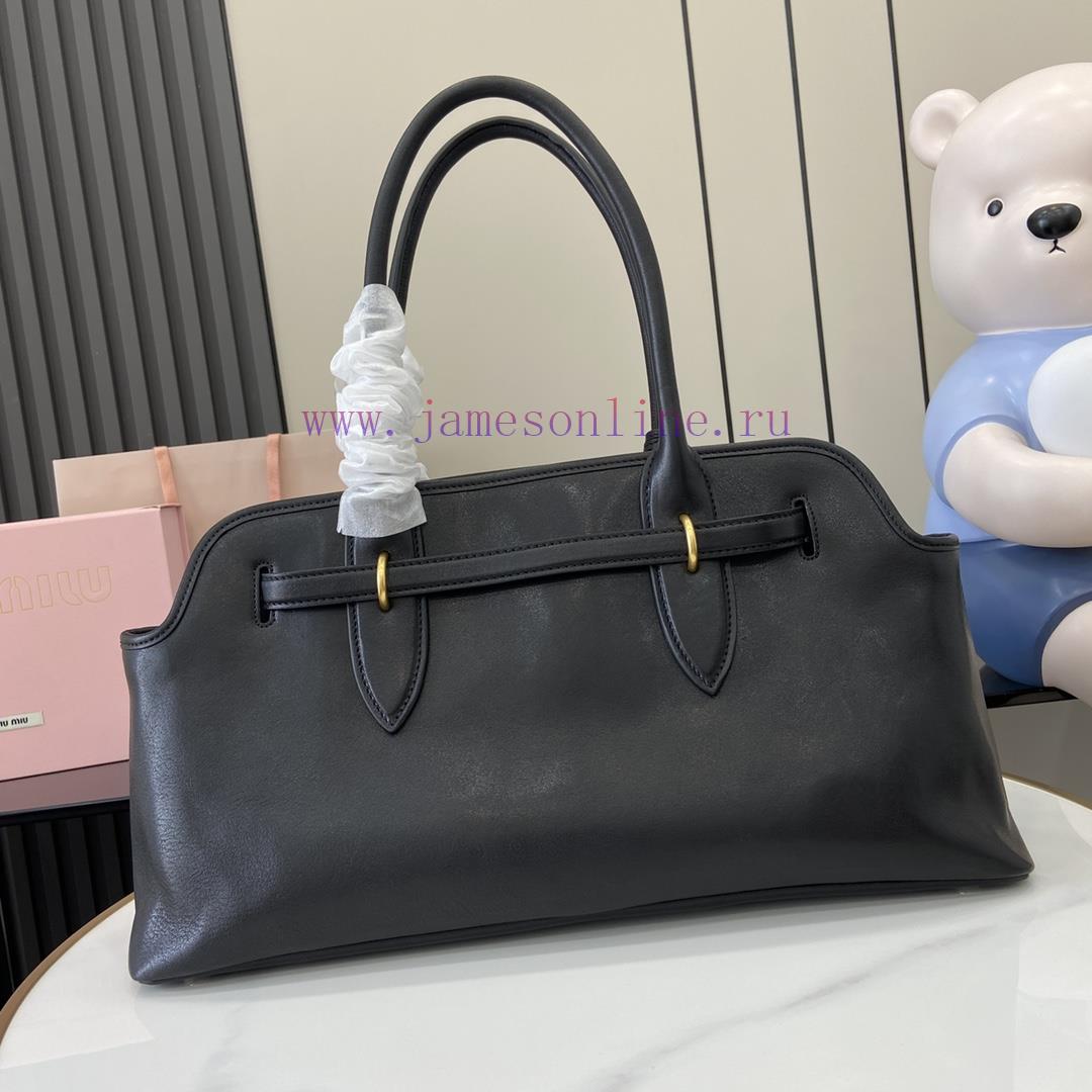 MiuMiu Bags The Inspiration For This New Sheepskin Handbag Comes From The Brand's Collection Items. Its Str z007b3cd - Image 4