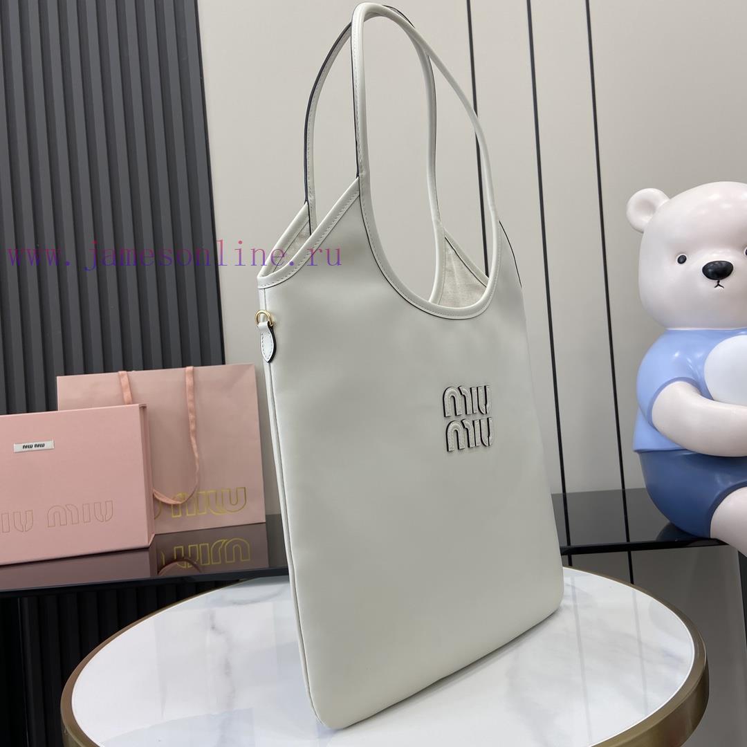 MiuMiu Bags New Miu Women's IVY Leather Shoulder Bag With Full Original PackagingThis Classic Tote Bag Is A m7dkj250 - Image 3