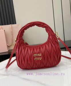 MiuMiu Bags The New MiuWander Handbag Comes With A Complete Set Of Original Packaging. It Features The Icon aoh9zq1x