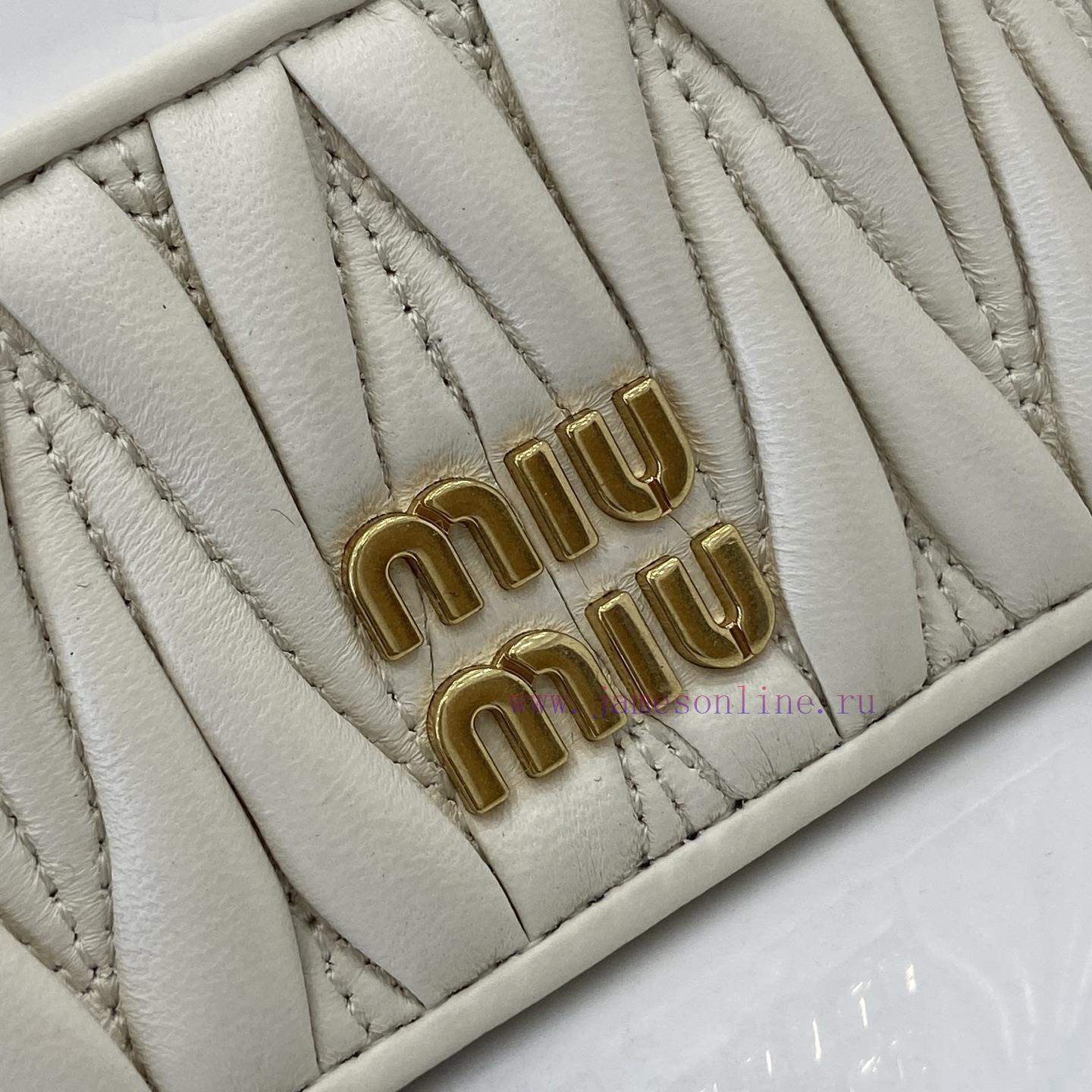 MiuMiu Bags Miu Miu's Latest Series Of Card Bags Comes With A Complete Set Of Original Packaging. They Are ufhfx4vc - Image 7
