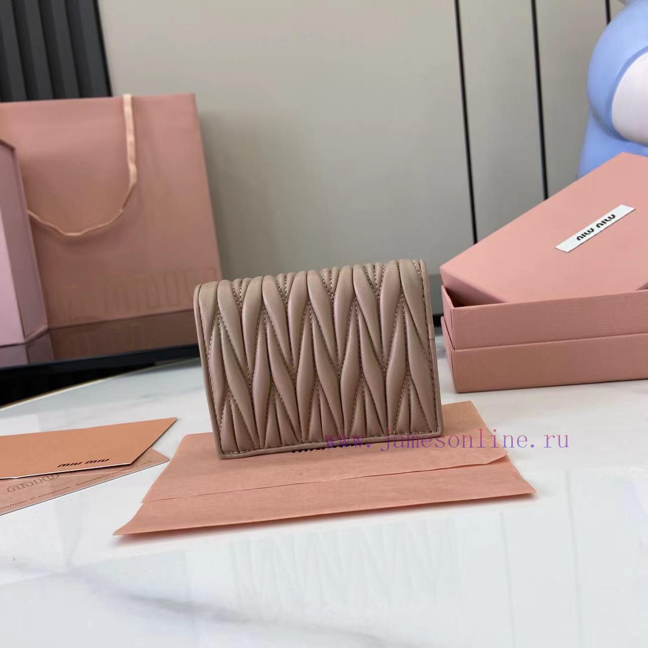 MiuMiu Bags Equipped With A Complete Set Of Original Packaging The New Pocket Wallet Is Made Of Imported To 5prj6u6n - Image 4