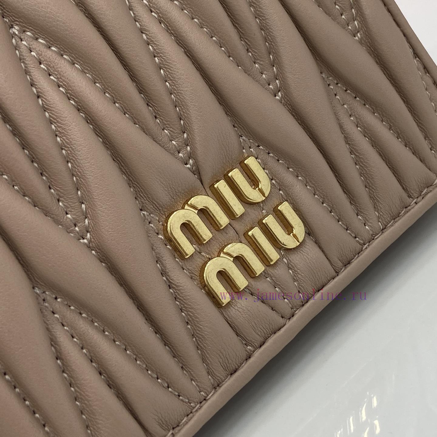 MiuMiu Bags Equipped With A Complete Set Of Original Packaging The New Pocket Wallet Is Made Of Imported To 5prj6u6n - Image 6