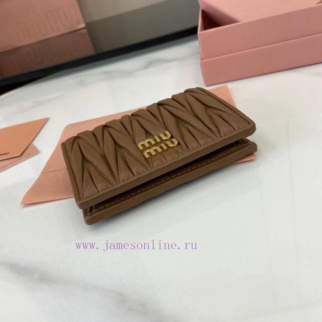 MiuMiu Bags Equipped With A Complete Set Of Original Packaging The New Pocket Wallet Is Made Of Imported To ilmexw7e - Image 5