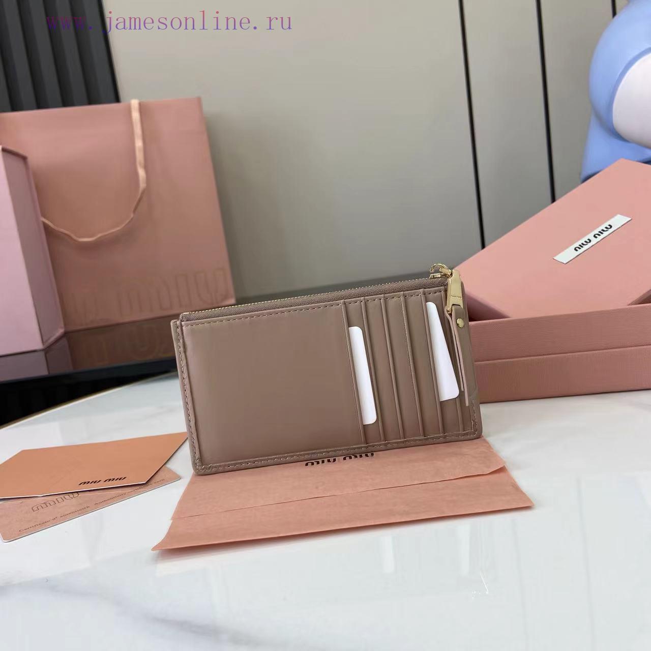 MiuMiu Bags The Latest Pocket Wallet Card Bag Comes With A Complete Set Of Original Packaging Featuring Top ue8s8h0i - Image 4