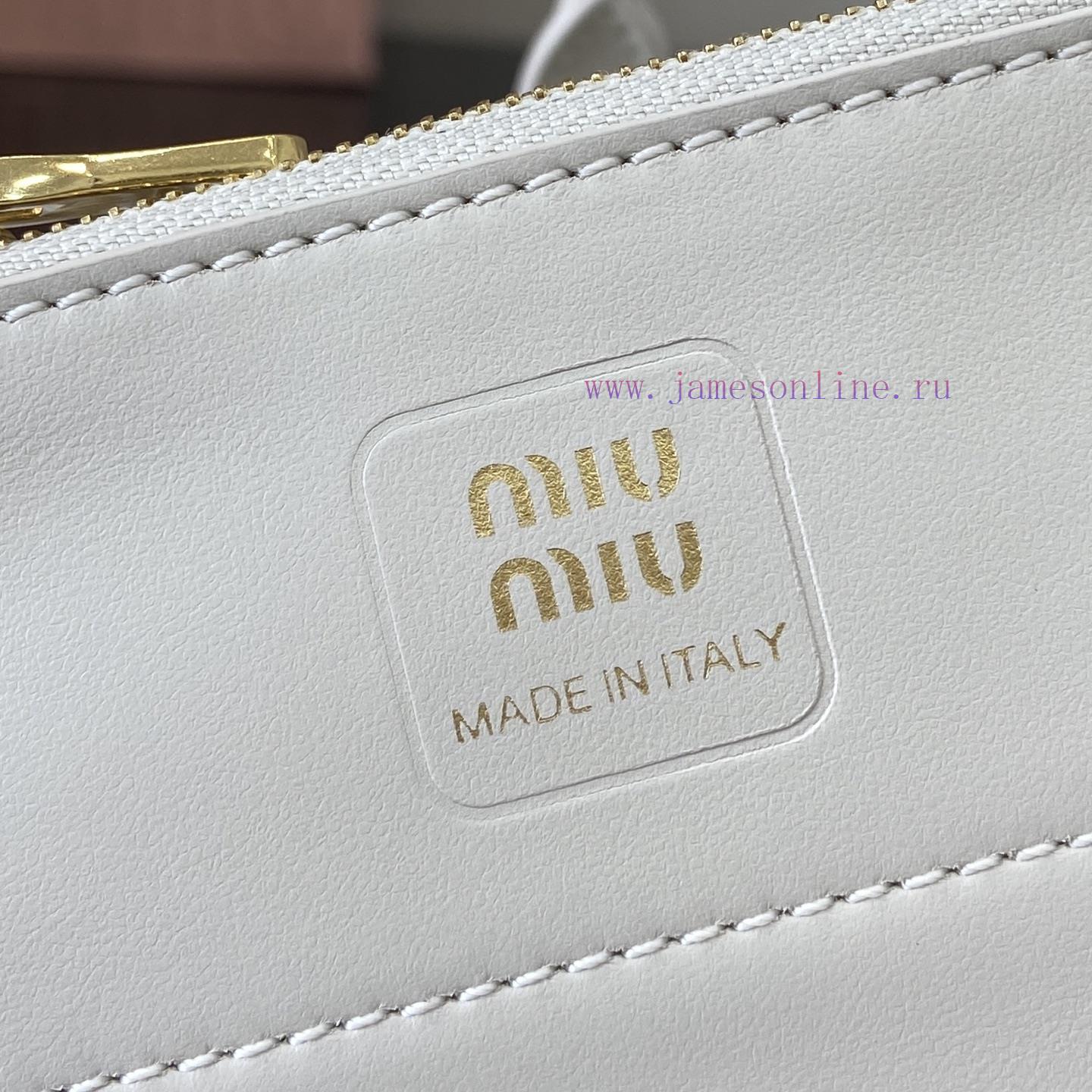 MiuMiu Bags The New MIUM Product Comes With A Full Set Of Original Packaging Featuring A Soft Nappa Leather 1zv3c5z8 - Image 10
