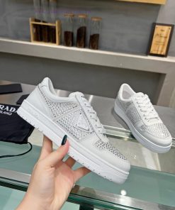 The Couple's PRADA New Diamond Shoes Are Made Of Original Imported Australian Diamonds With Eac 040r1mwj
