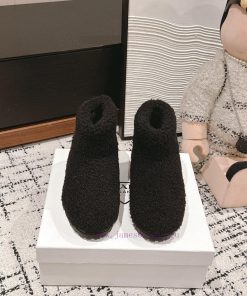 Top QualityPrada Fw24 New Arrival～P Home 2024 Autumn/Winter New Triangle Logo Hairy BootsHow Co bcsyzrb1