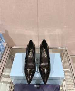 -24Ss Early Spring New Prada Stiletto ShoesThis Patent Leather High-heeled Shoe Presents A Soft sjnhndim