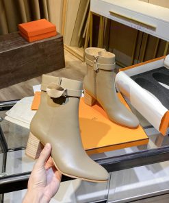 Hermes Kelly Buckle Short Boots. Compared To The Old Model The New Shoe Model Released By Herme bpjdybky