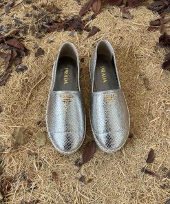 New ProductPrada Snake Patterned Flat Casual Grass Woven ShoesNappa Sheepskin Material For Uppe g2t11iw3