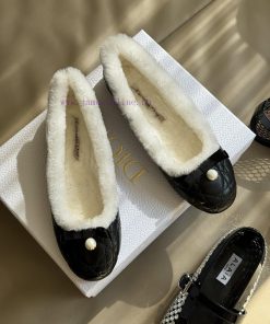 Dior SS24 Princess ShoesIt's Absolutely Stunning Princess Exclusive ShoesThe Inner Fur Is Integ m5cqmzmi