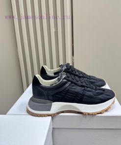 Maison Margiela Mm6 Major Bloggers Recommend Timeless Casual Shoes That Never FadeThe Selection 39qcx3f3