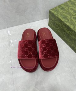 New Women's Thick Soled Slippers And Sandals For Spring And SummerThe GG Gucci Logo Was First U yhpxxq5u