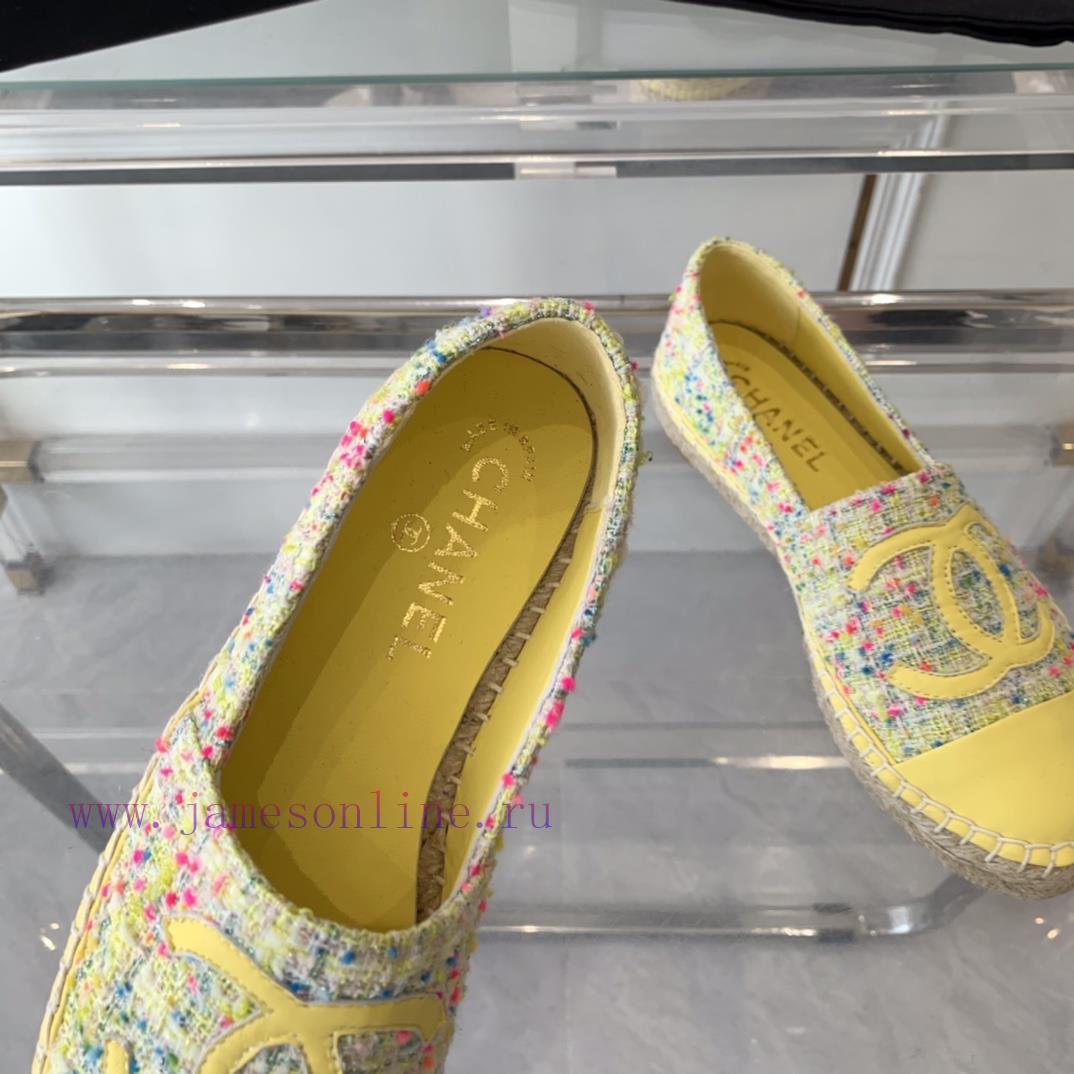 Chanel's New Fisherman Shoes Are Made With Top-notch Craftsmanship With Pure Handmade Stitching 6e9sxy9k - Image 6