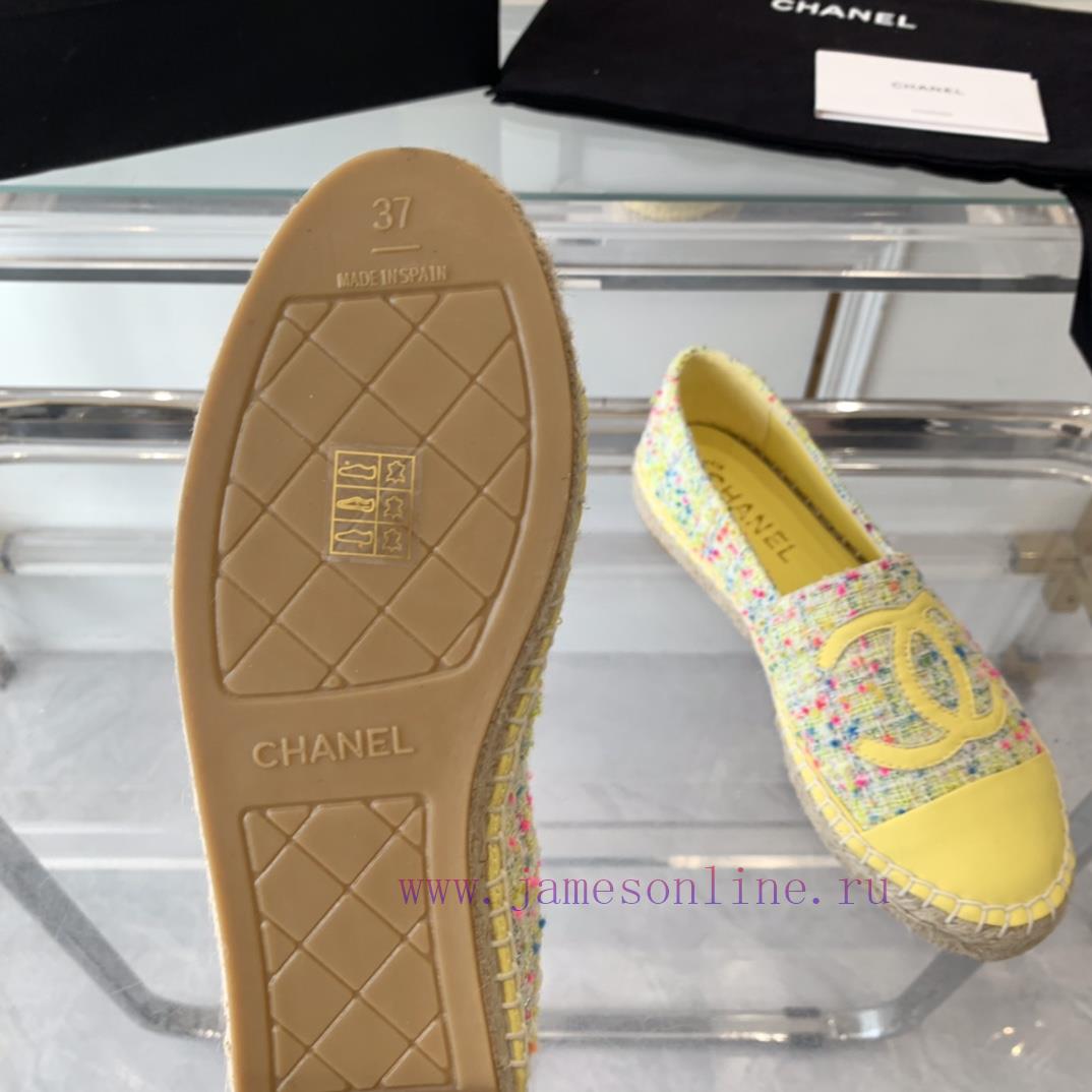 Chanel's New Fisherman Shoes Are Made With Top-notch Craftsmanship With Pure Handmade Stitching 6e9sxy9k - Image 10