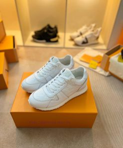 Lujia's New Product Launch Event: Louis Vuitton 2021 Runway Collection Endows Run Away Sneakers kbm0vo7l