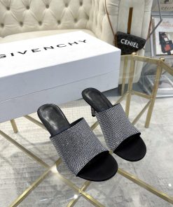 GIVENCHY | 𝟐𝟎𝟐 4/𝐒𝐒𝐧𝐞𝐰Genuine Leather OutsoleGivenchy Rhinestone Styles Are Popular Throughout 11n961z7