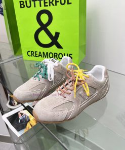 Miumiu X New Balance Co Branded NB Sports Shoes For WomenThe Pair Of Sports Shoes Co Branded Wi ehqt86tx