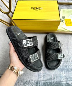 FENDI's Latest Hot Item Double Button Flat Slippers With FF Decorative Buckle Imitation Old Blu tx4b40cd