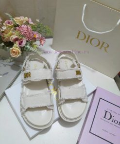 The White Cotton Canvas Fabric Dioract Cooler Is Decorated With Tassel Trim Stylish And Modern 4rp4rz14
