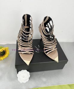 Giuseppe ZanottiSelected Black Imitation Patent Leather Synthetic Fabric With Modern Light And k0w7q14a