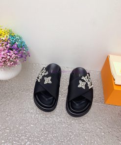 Louis Vuitton 2024 New Product Quality Perfect Details Fabric Hand Sewn Swarovski Crystal Diamo 2ufk5jld