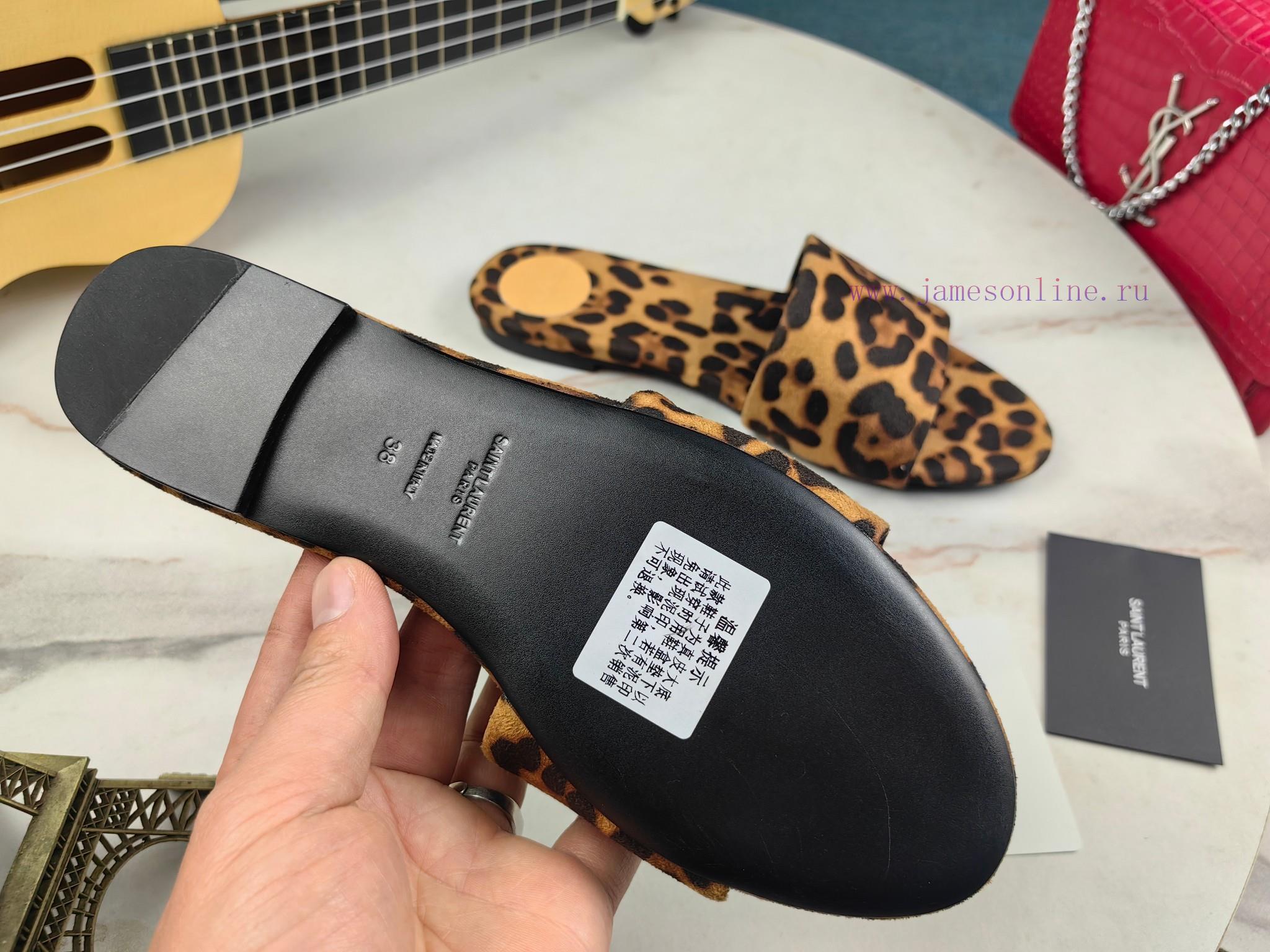 Saint Laurent Flat Sandals 2024 Early Spring Synchronized YSLLogo Letter Buckle DecorationClass kevlyc71 - Image 4