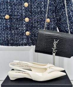 PRADA/PRADA Classic Spring/SummerTriangle Logo Sandals Single Shoe SeriesThe Simple Design Is P xqep3su4