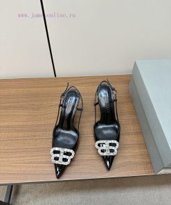 Balenciaga Pointed High-heeled Series From BalenciagaBalenciaga Pointed Sandals That Bring Fash y59e7vkx