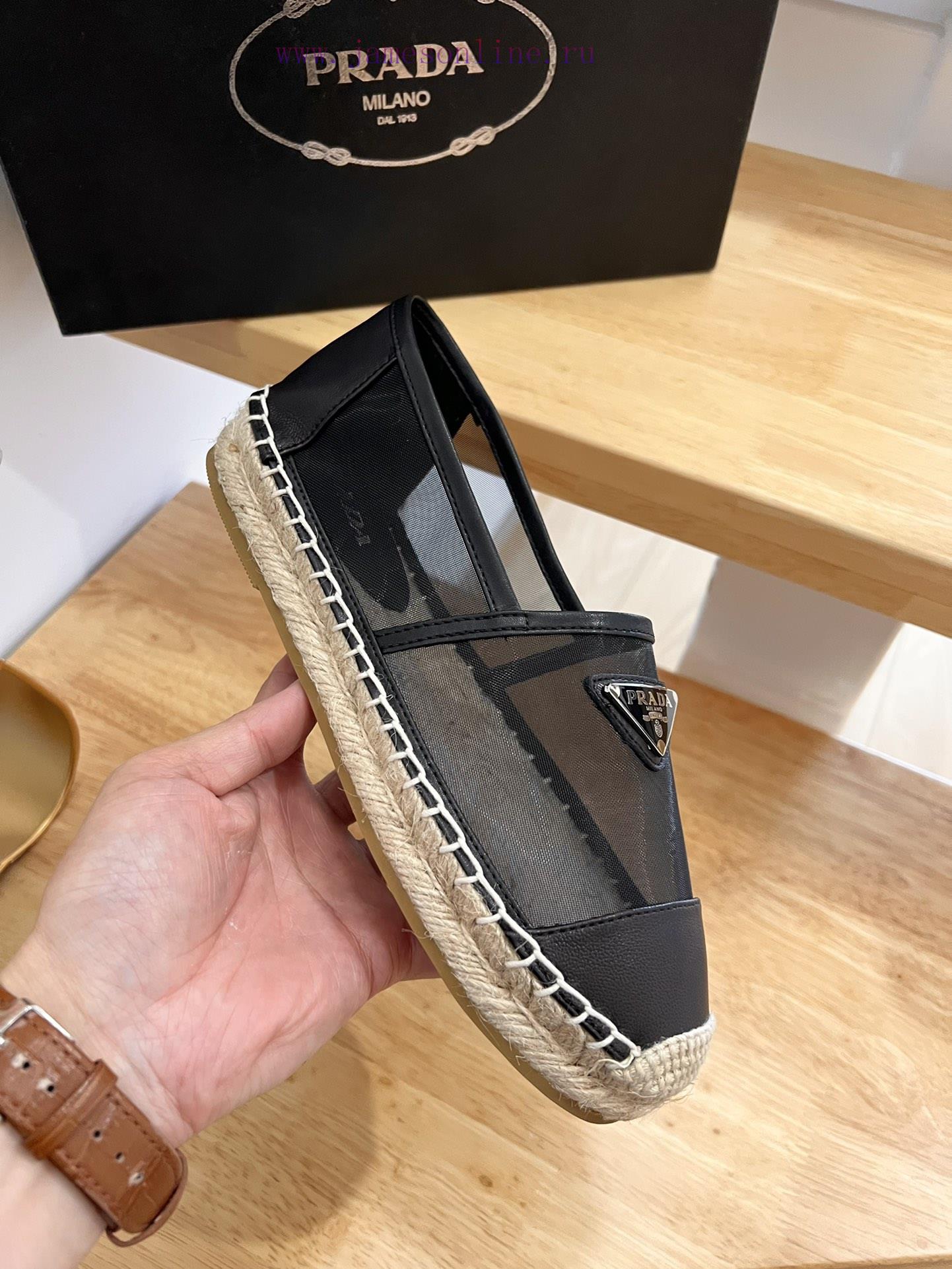 Prada/Prada In Early Spring 2024 This Mesh Fisherman Shoe Combines Mesh And Cowhide With A Casu gdwx5ren - Image 7