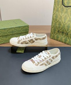 Gucci 2024 Early Spring New GG Gucci Canvas Shoes Couple Style Interlocking Double G Embroidery puhnd9ke