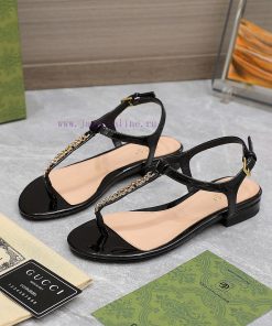 GUCCI 2024 Summer New Sandals ️ Toe Clip ️ Classic Logo Chain BuckleGucci's Latest BestsellerTh e0ju6avo