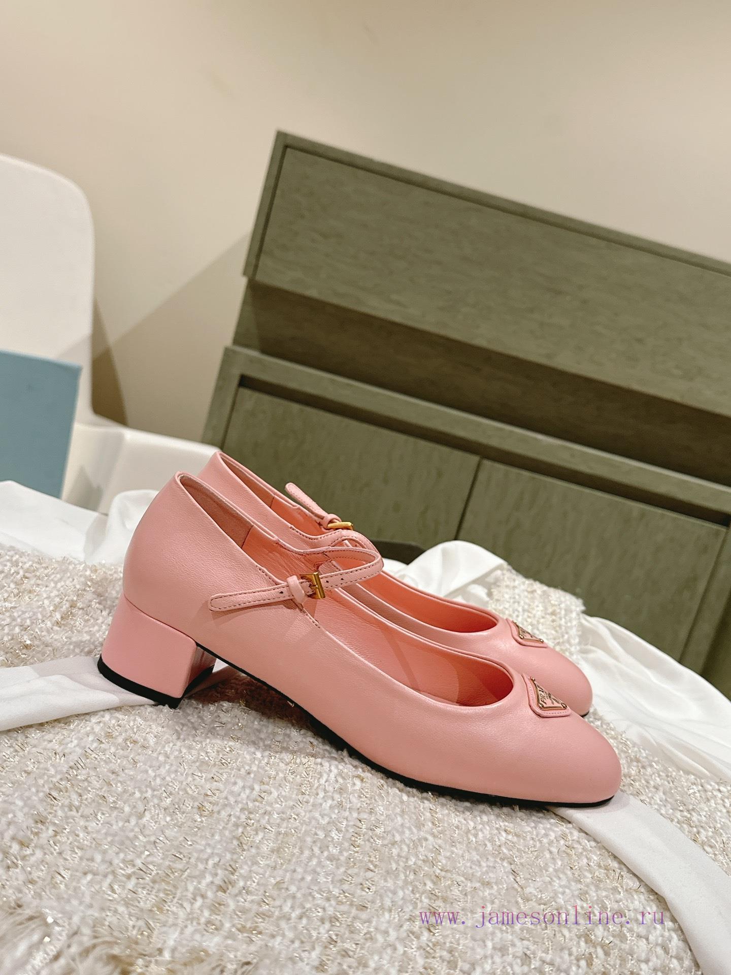 | ²⁰²4 𝐬𝐬 🤍🤎Prada's New Spring And Summer Collection Of Stunning Mary Jane Shoes Is So Surpris s1ibyos4 - Image 3
